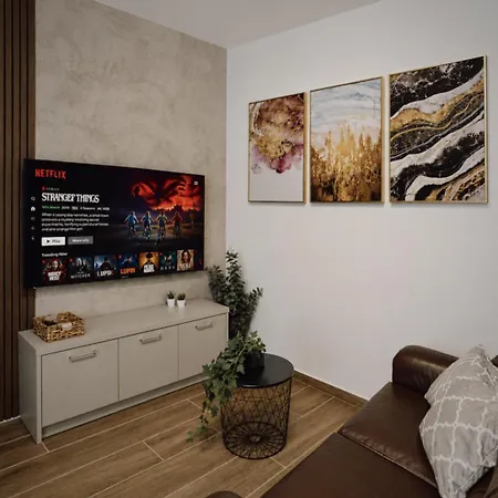 New - 3 Min To Airport - 10 Min To Valletta