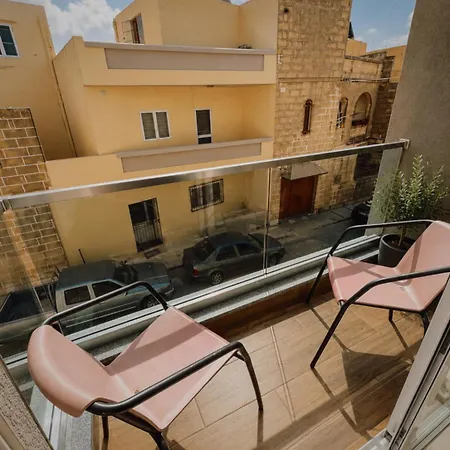 New - 3 Min To Airport - 10 Min To Valletta *